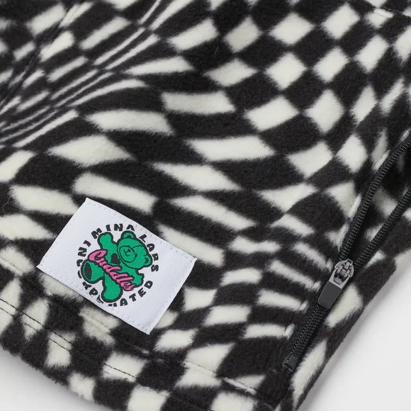 Trippy Pattern Fleece Sweater Vest (XL-1X) - Picture 2 of 2